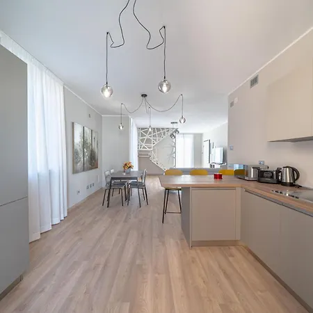 Appartement Square Of *