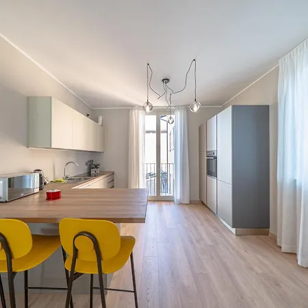 Square Of Appartement *