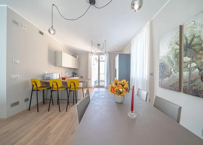 Apartament Square Of *